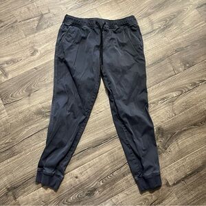 Express Men’s Elastic Waist Chino Jogger Charcoal Gray Size Medium 3 Pockets